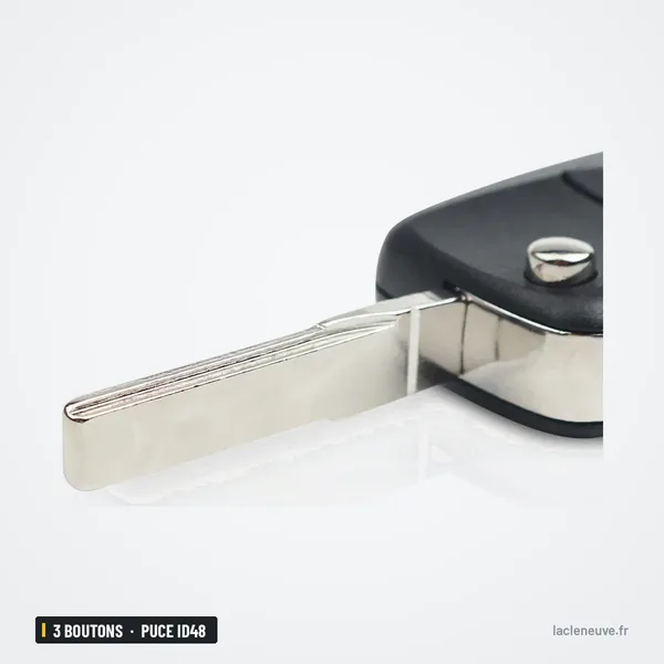 Clé télécommande 3 boutons pour Volkswagen Polo, Golf, Passat, puce ID48 - gros plan sur la lame dépliée