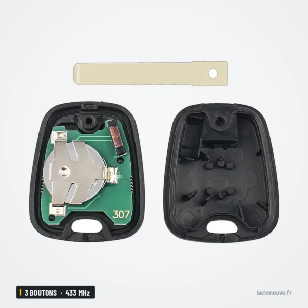 Clé télécommande 433 MHz 3 boutons pour Peugeot, Citroën, puce ID46 - coque ouverte avec lame métallique posée à côté