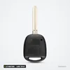 Coque de clé 2/3 boutons pour Toyota Camry, Corolla, Yaris, Prado - clé fixe, deux boutons, vue de face rapprochée
