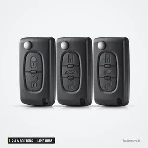 Coque de clé 2 à 4 boutons pour Peugeot, Citroën, lame HU83 ou VA2 - trois coques identiques alignées de face