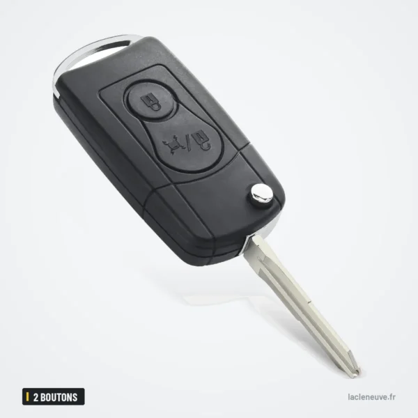 Coque de clé pliante 2 boutons pour Ssangyong Actyon, Kyron - lame dépliée, vue de trois quarts